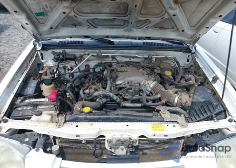 2004 Nissan Frontier Desert Runner Xe-V6 from USA, damaged, VIN 1N6ED26T44C428811